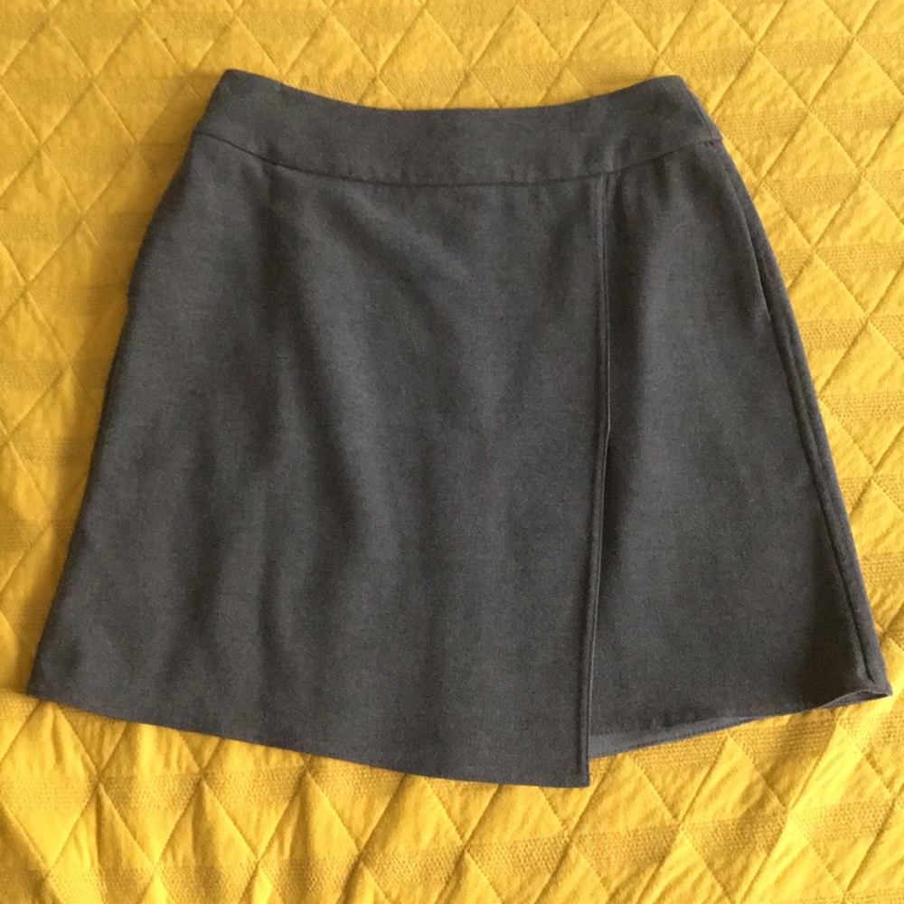 Uniqlo Gray Mini Skirt